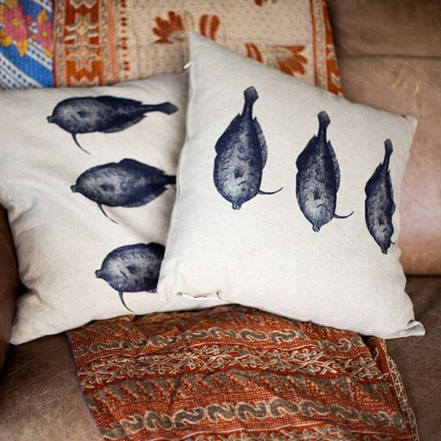 Beautiful kissing fish cushions by Aerico@alain.bouvier_photographer #eumundi#noosabnb#sunshinecoasthinterland