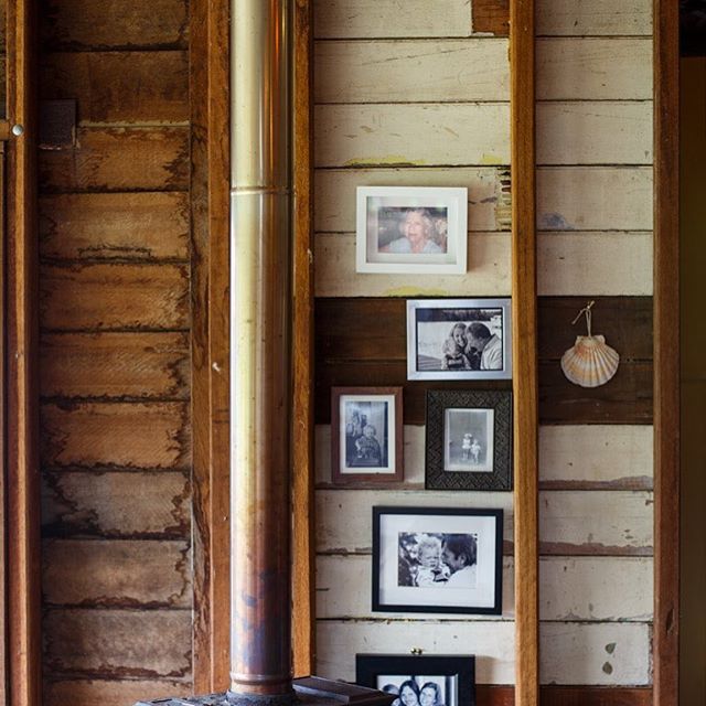 A few personal touches @thebarnathillhouse @alain.bouvier_photographer #Eumundi#Noosahinterland#Sunshinecoasthinterland#Visitsunshinecoast