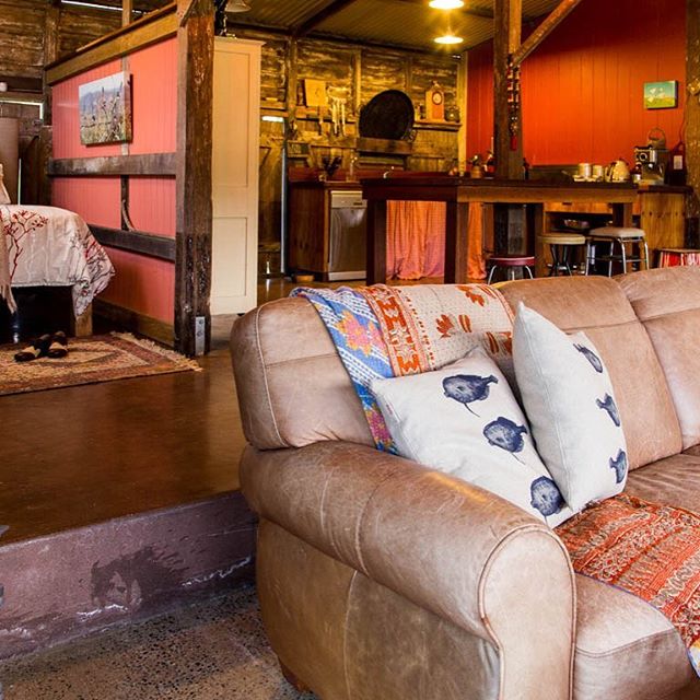 The comfy old couch is my favourite place to sit and watch the summer storms @thebarnathillhouse #Eumundi#Noosahinterland#Sunshinecoasthinterland#Visitsunshinecoast#airbnb